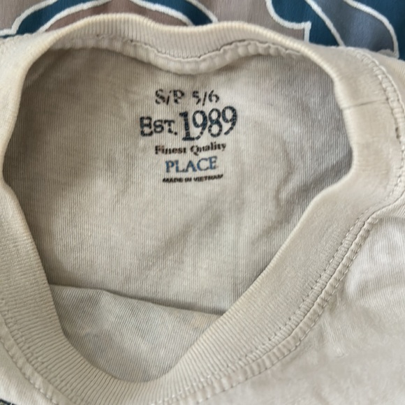 Children’s place basketball graphic tee size 5/6 - Picture 3 of 3